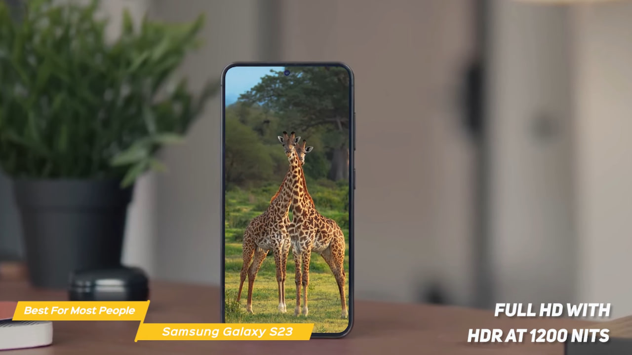 The Galaxy S23 boasts an impressive 6.1-inch Dynamic AMOLED screen
