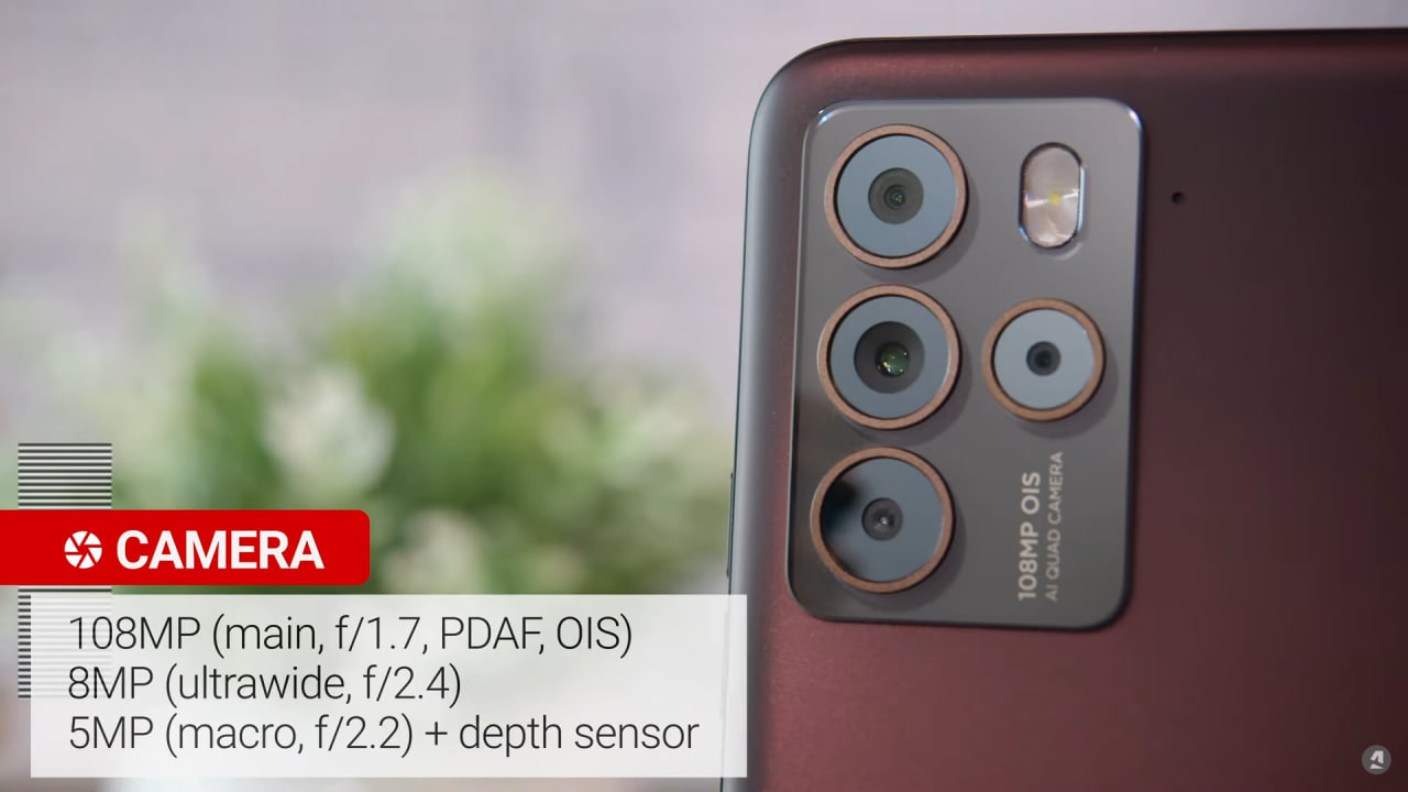 The main cam produces 12-megapixel photos by default due to pixel binning